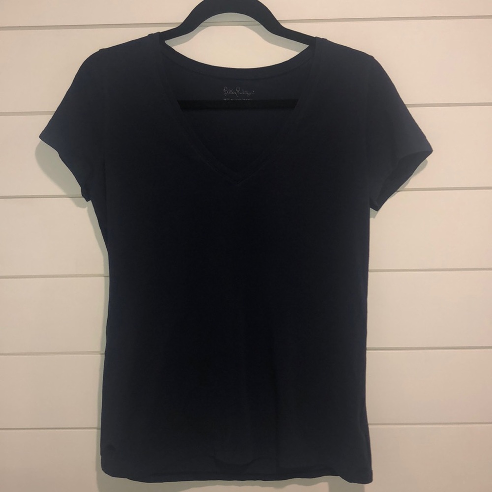 Lilly Pulitzer Women’s V-neck Tee
